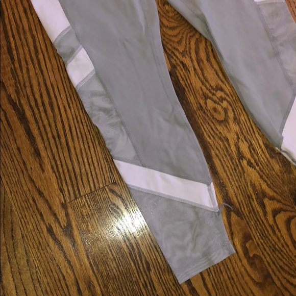 Yogalicious Lux Athletic Leggings - Picture 2 of 3